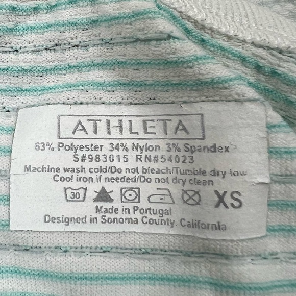 Athleta top - Picture 2 of 4